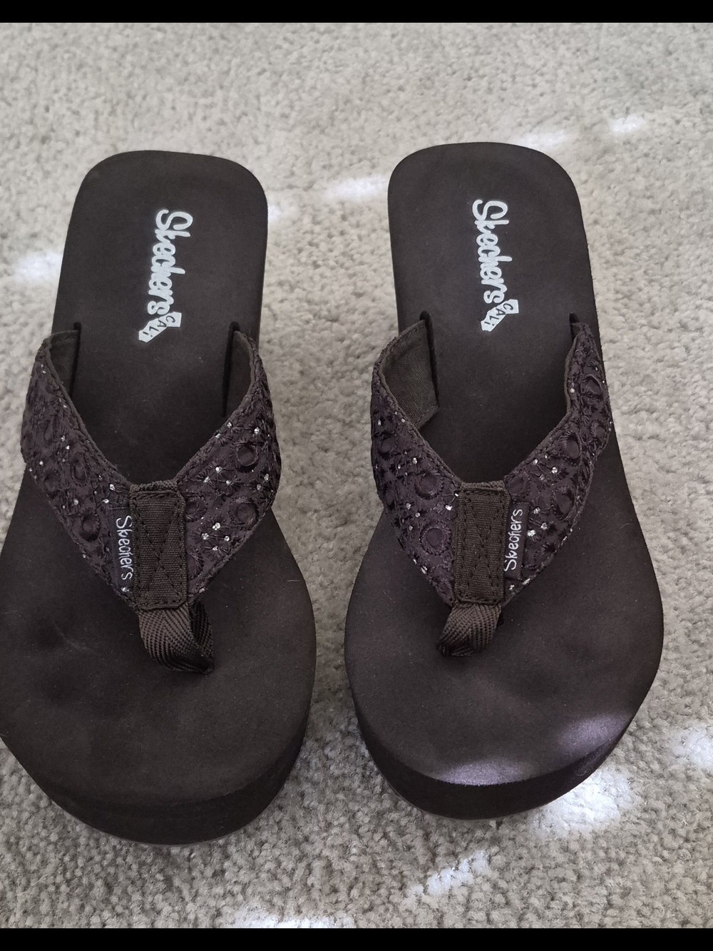 Skechers Women's Dark Brown Embellished Platform Thong Sandals
